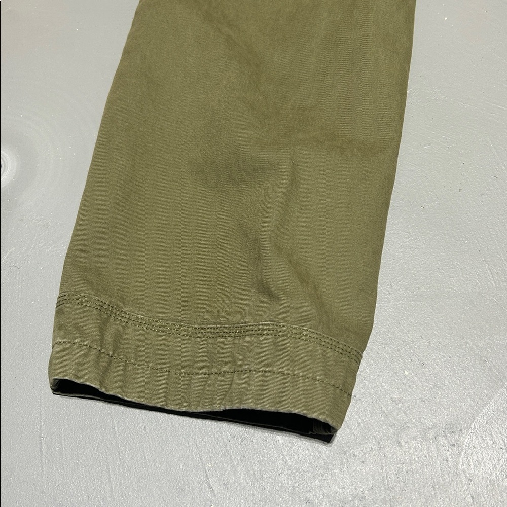 Duluth Trading Co. Heavy Duty Green Pants (Men’s 38 x 34) - Picture 9 of 14